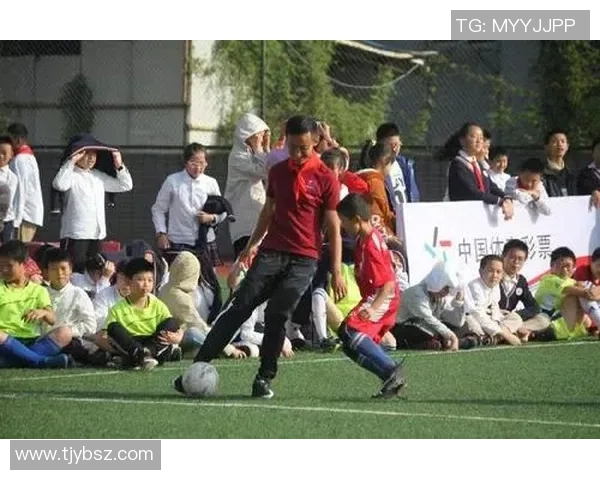 重庆足球队力量表现分析:数据揭示球队竞技状态与潜力的深度解读 重庆足球队力量表现分析:数据揭示球队竞技状态与潜力的深度解读